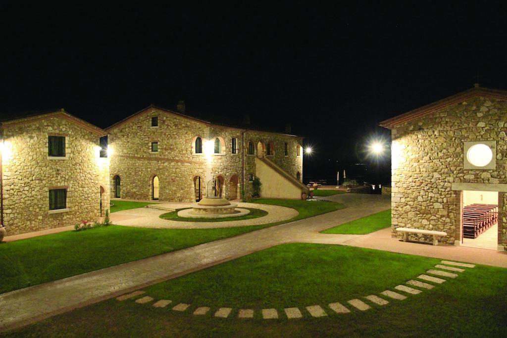 Agriturismo San Lorenzo Serre Di Rapolano Exterior foto